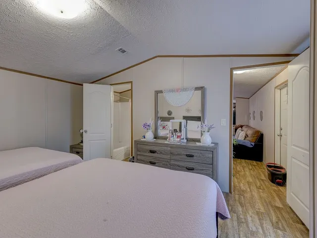 $224,900 | 230 Gato Road, Cedar Creek, TX 78612