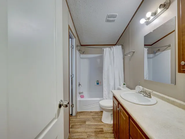 $224,900 | 230 Gato Road, Cedar Creek, TX 78612