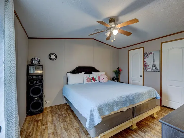 $224,900 | 230 Gato Road, Cedar Creek, TX 78612