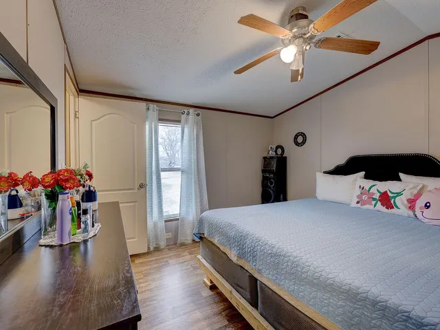 $224,900 | 230 Gato Road, Cedar Creek, TX 78612