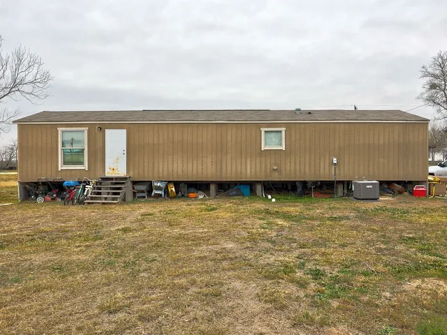 $224,900 | 230 Gato Road, Cedar Creek, TX 78612