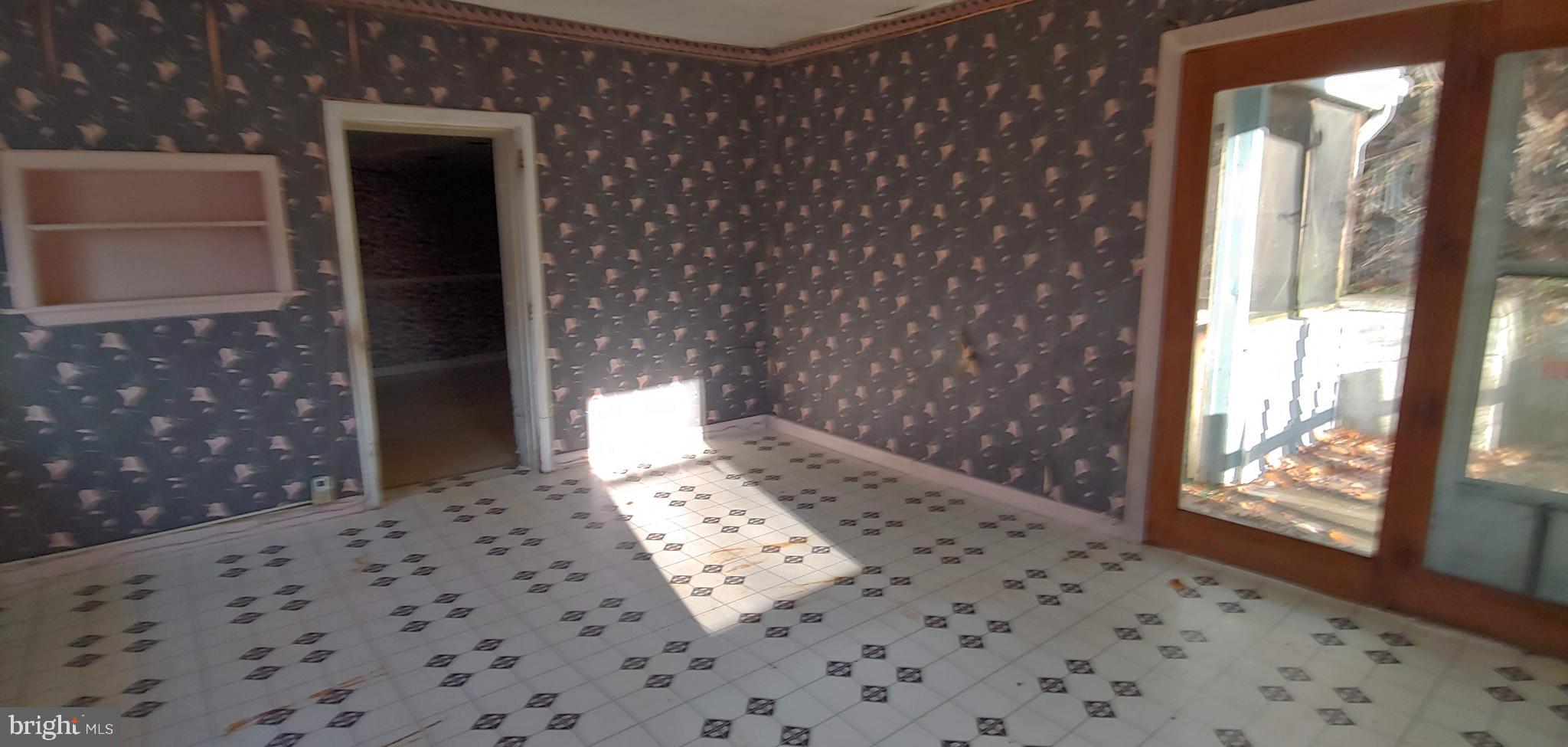 20 Timacula Road Coatesville, PA 19320 - Photo 8 of 11 Interior