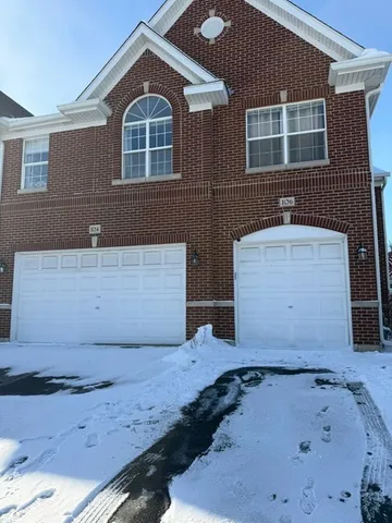 $2,100 | 106 Allerton Drive, Unit 74G6, Schaumburg, IL 60194