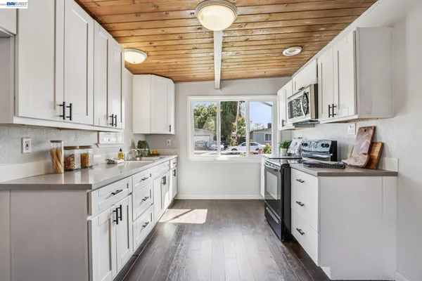 $1,100,000 | 238 Bluebird Avenue, Livermore, CA 94551
