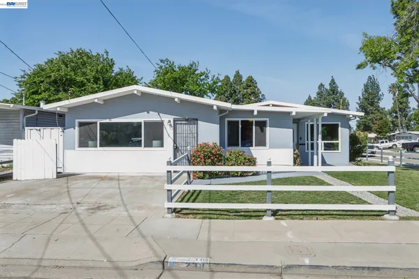 $1,100,000 | 238 Bluebird Avenue, Livermore, CA 94551