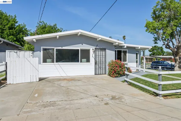 $1,100,000 | 238 Bluebird Avenue, Livermore, CA 94551