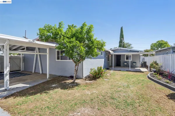 $1,100,000 | 238 Bluebird Avenue, Livermore, CA 94551