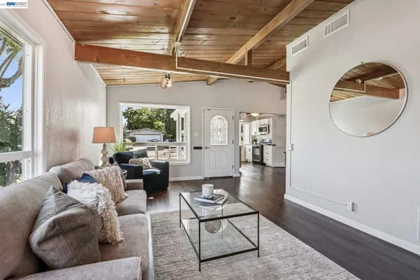 $1,100,000 | 238 Bluebird Avenue, Livermore, CA 94551