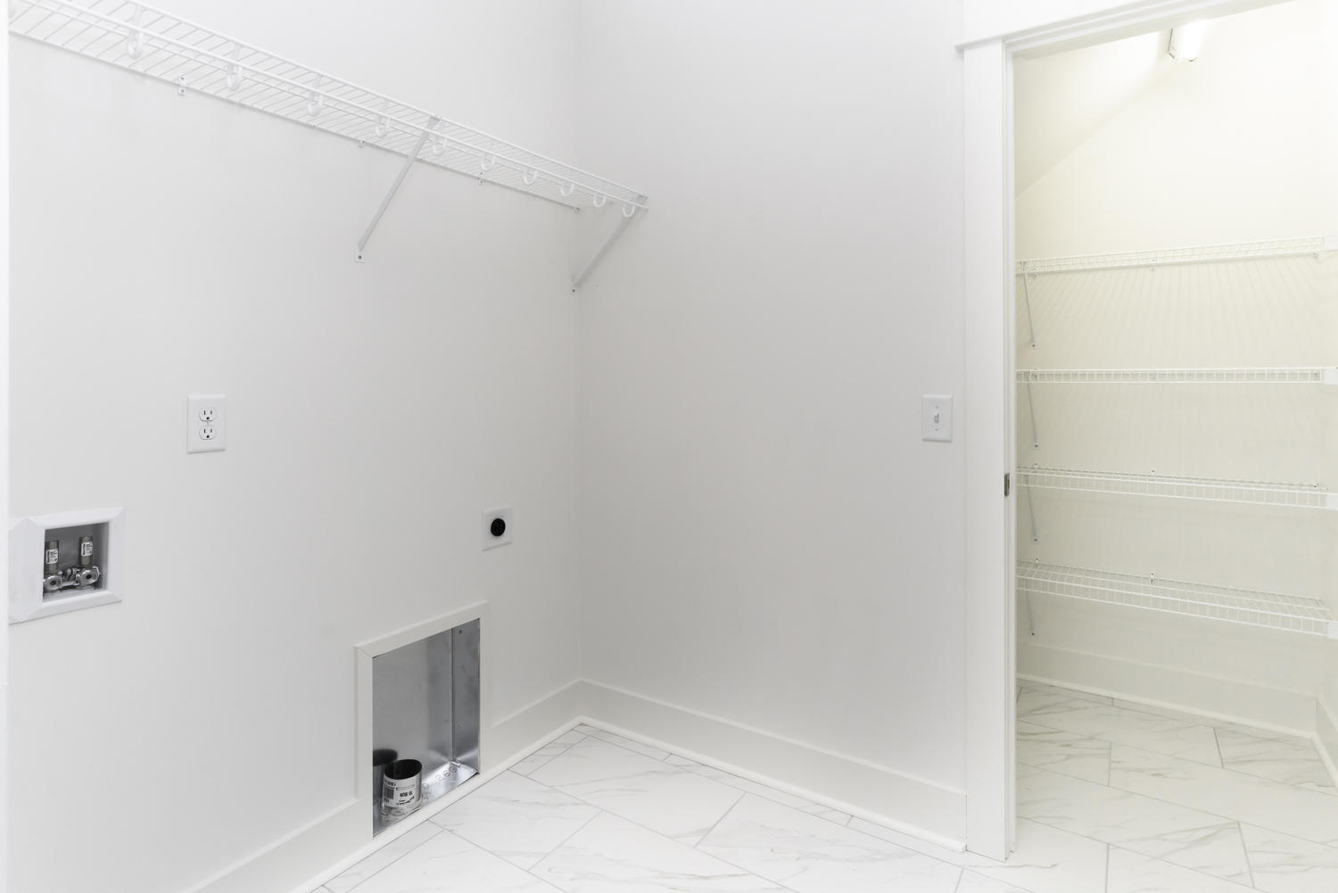 9279 Bill Reed Road, Unit 3 Ooltewah, TN 37363 - Photo 26 of 70 Laundry/Pantry