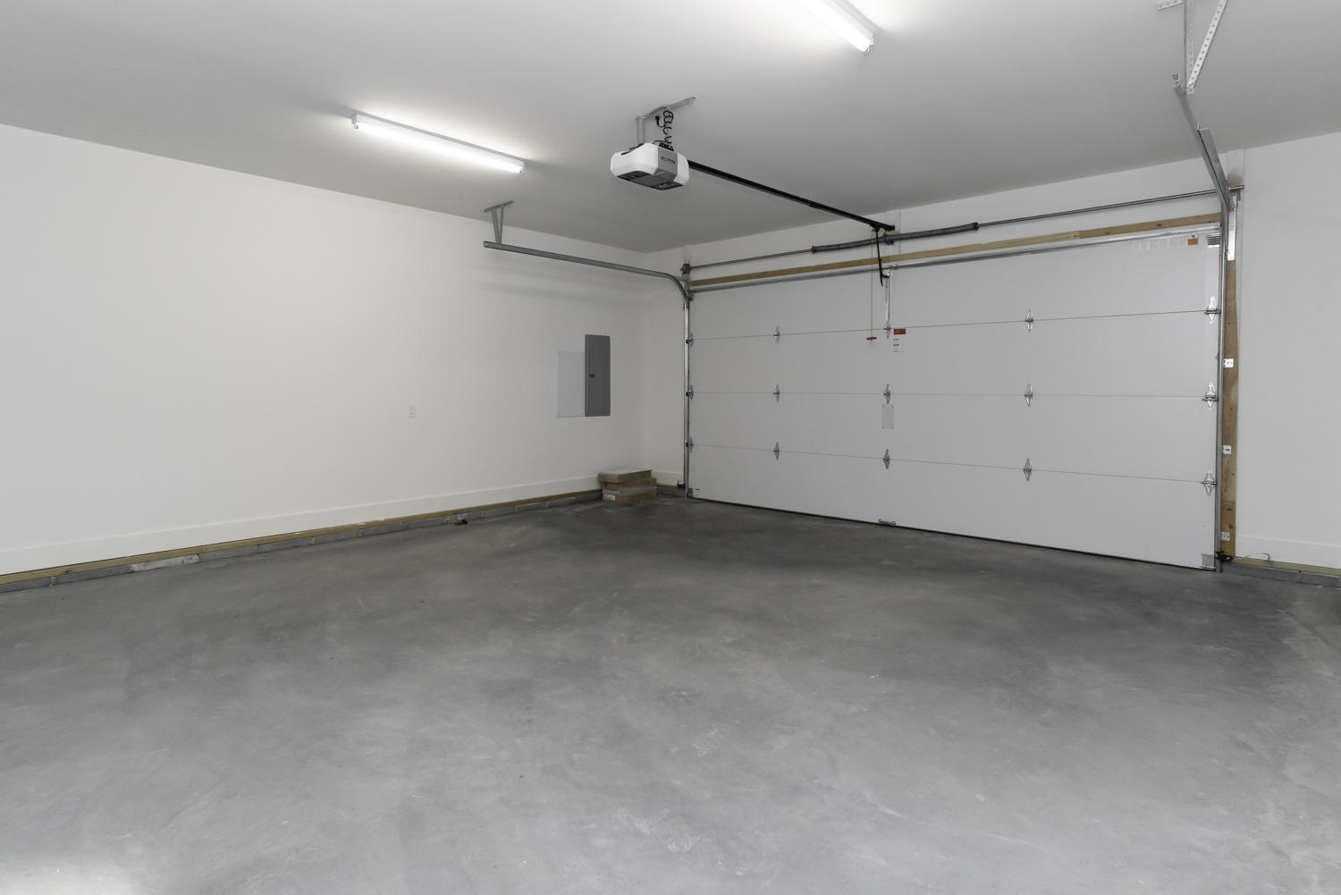 9279 Bill Reed Road, Unit 3 Ooltewah, TN 37363 - Photo 27 of 70 Garage