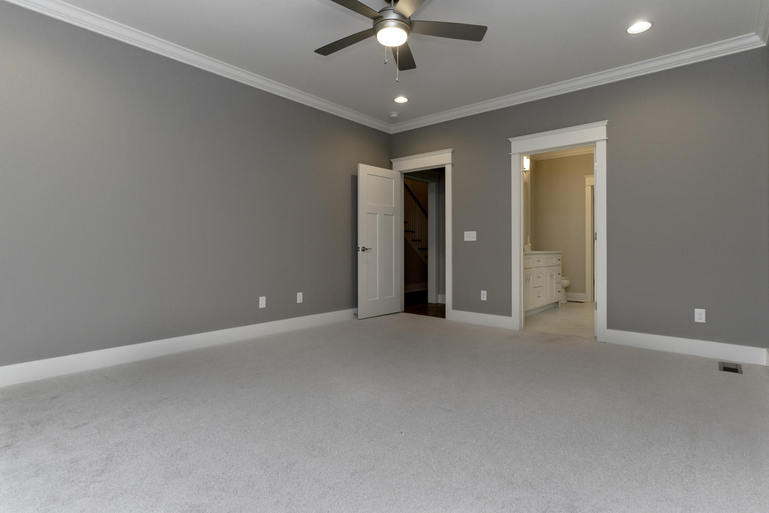 9279 Bill Reed Road, Unit 3 Ooltewah, TN 37363 - Photo 30 of 70 Master BR