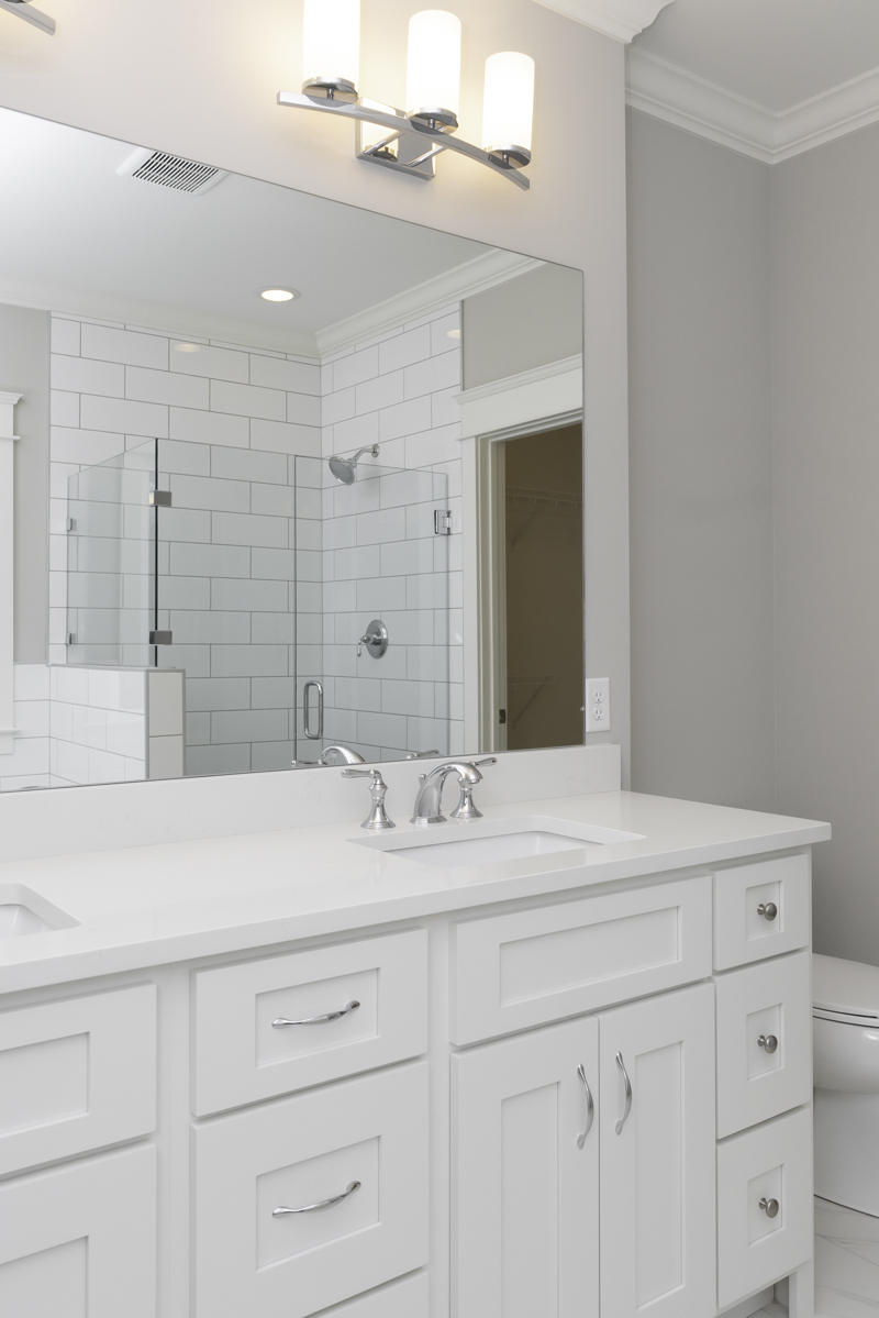 9279 Bill Reed Road, Unit 3 Ooltewah, TN 37363 - Photo 35 of 70 Master Bath