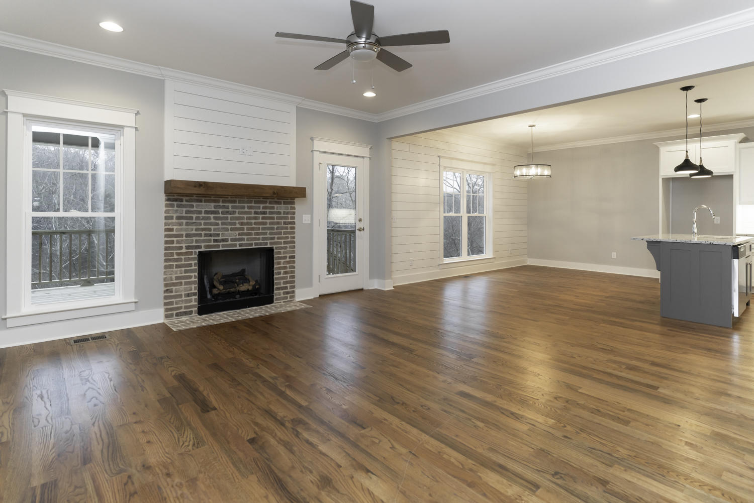 9279 Bill Reed Road, Unit 3 Ooltewah, TN 37363 - Photo 9 of 70 Living Rm2
