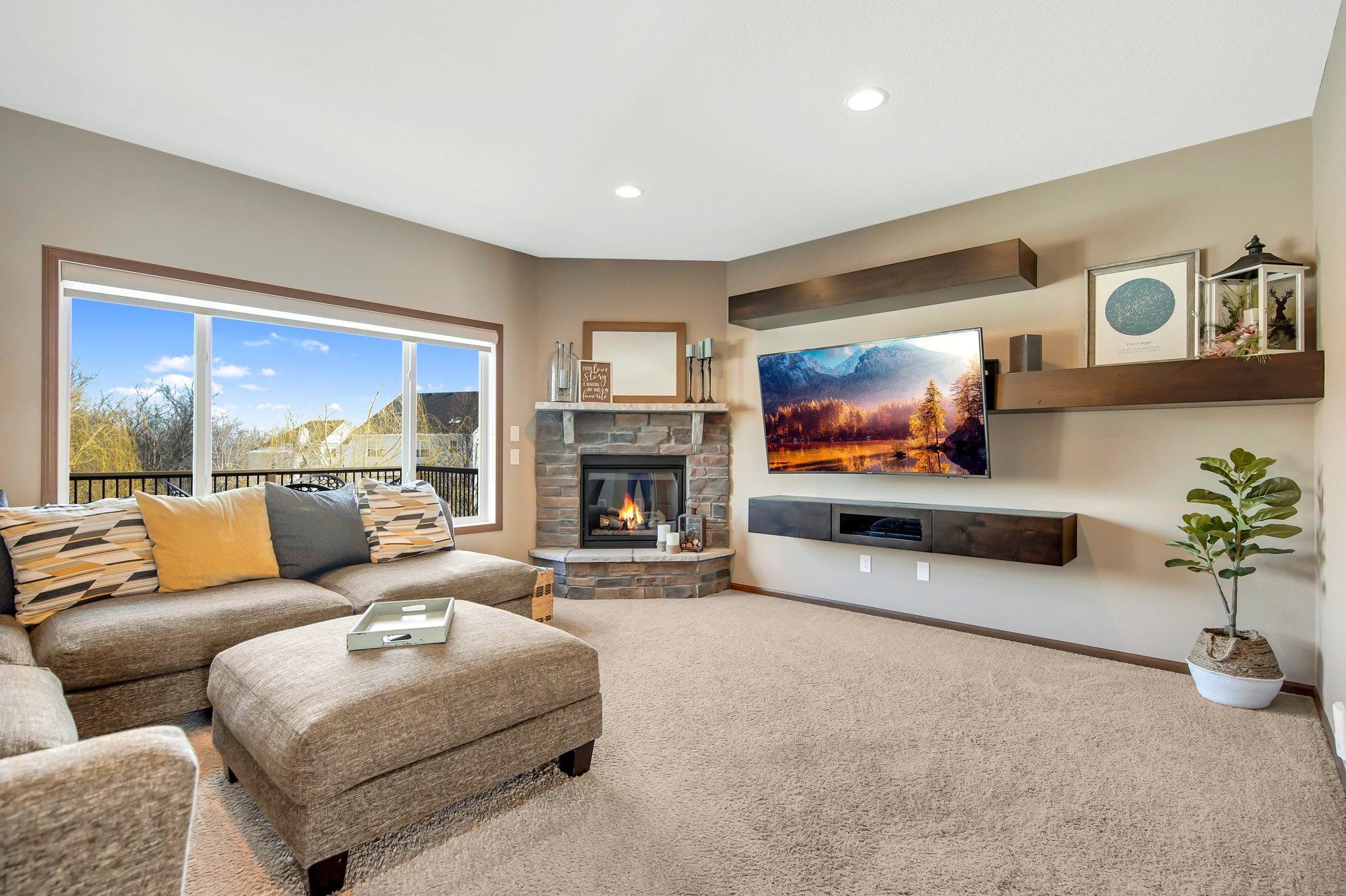 2244 Woodlyn Ridge Court Mound, MN 55364 - Photo 4 of 40