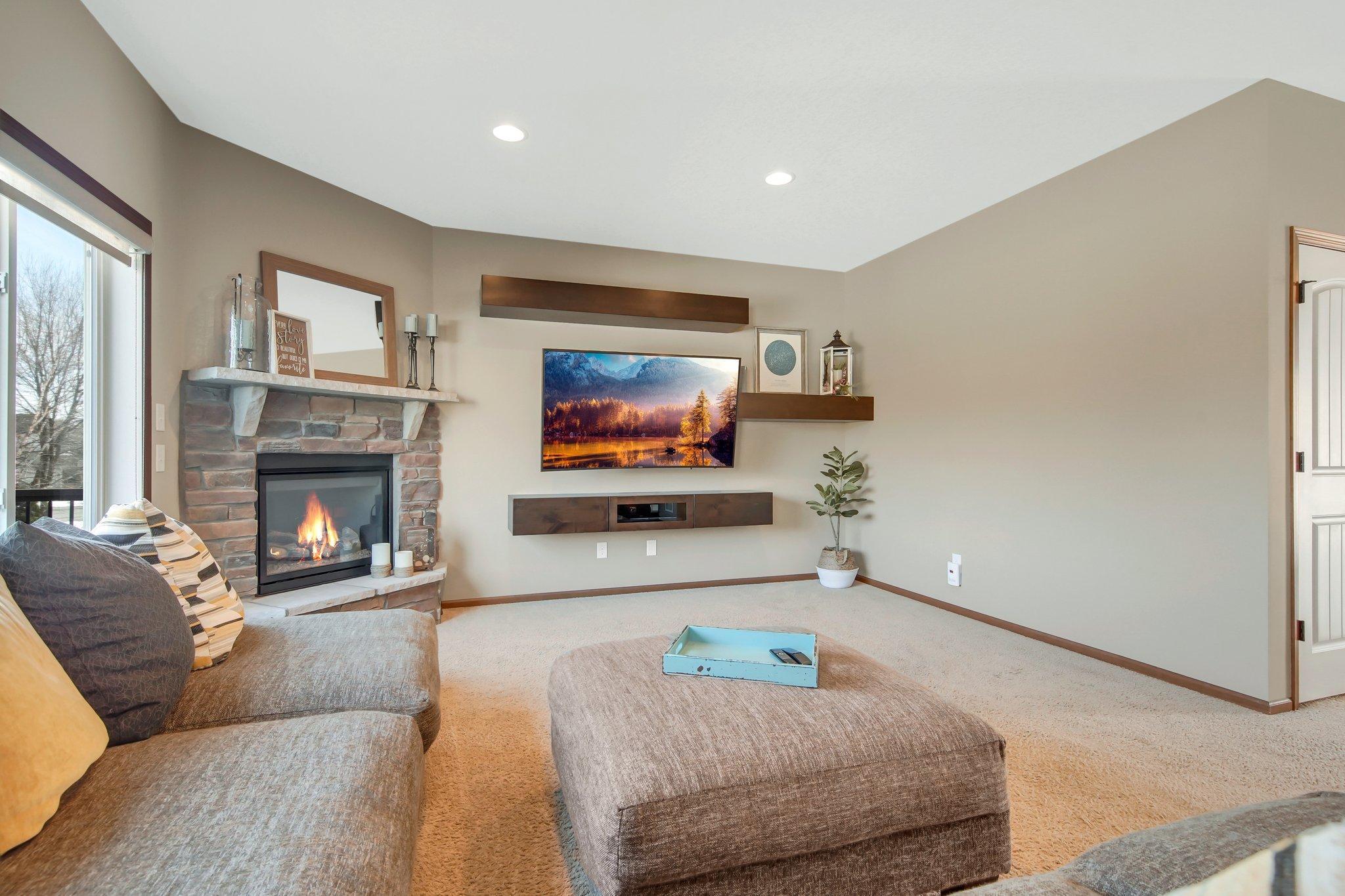 2244 Woodlyn Ridge Court Mound, MN 55364 - Photo 6 of 40