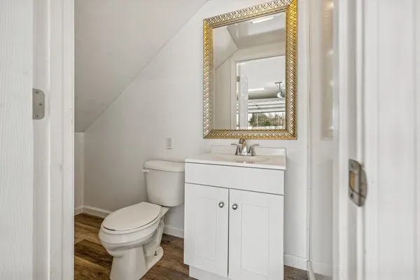 $999,900 | 5140 Highway 52 West, Lafayette, TN 37083