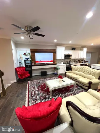 $379,000 | 922 Abel Avenue, Capitol Heights, MD 20743