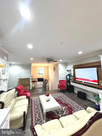 $379,000 | 922 Abel Avenue, Capitol Heights, MD 20743