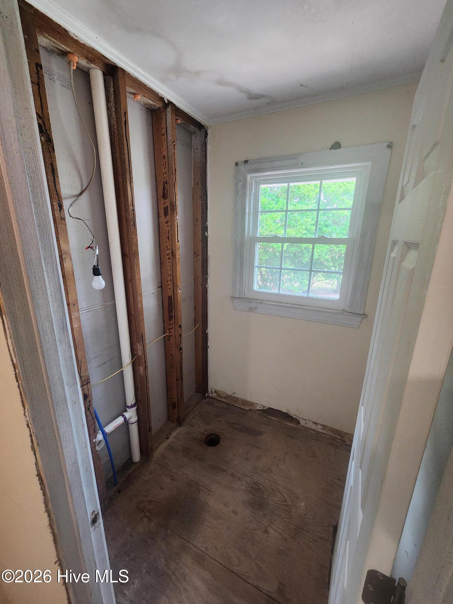 4338 Grifton Hugo Road Grifton, NC 28530 - Photo 26 of 55 Half Bath