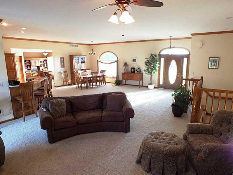 6046 C R 39 Huntsville, OH 43324 - Photo 8 of 23