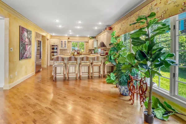$2,100,000 | 919 North Shore Drive, Detroit Lakes, MN 56501