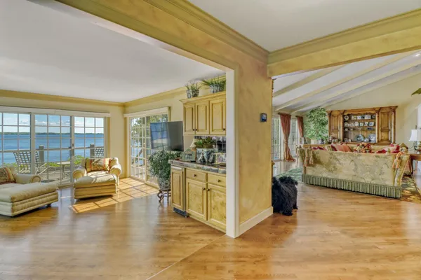 $2,100,000 | 919 North Shore Drive, Detroit Lakes, MN 56501