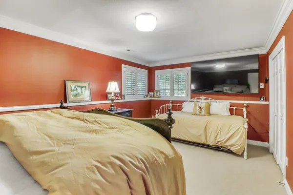 $2,100,000 | 919 North Shore Drive, Detroit Lakes, MN 56501