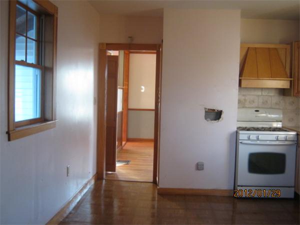 18 Burnside Street Salem, MA 01970 - Photo 7 of 12