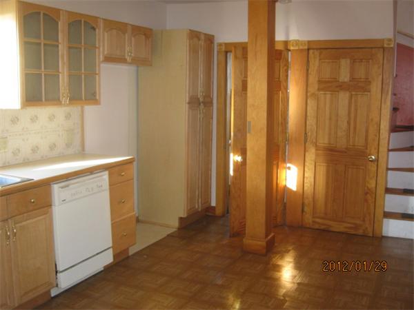 18 Burnside Street Salem, MA 01970 - Photo 8 of 12