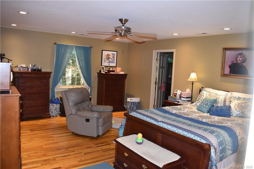 479 Landis Road Marion, NC 28752 - Photo 14 of 48 Gallery Image 14