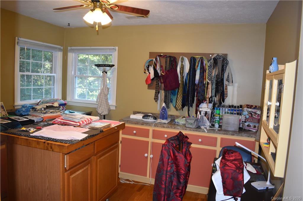 479 Landis Road Marion, NC 28752 - Photo 22 of 48 Gallery Image 22