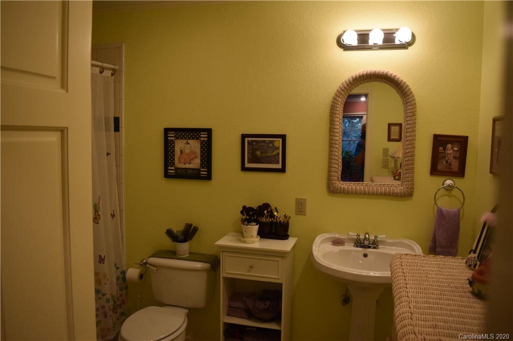479 Landis Road Marion, NC 28752 - Photo 26 of 48 Gallery Image 26