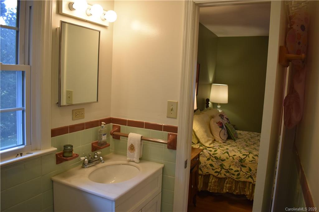479 Landis Road Marion, NC 28752 - Photo 30 of 48 Gallery Image 30