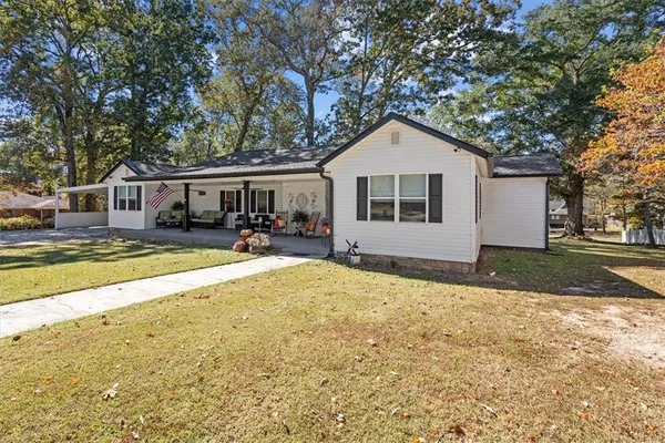 $415,000 | 262 Bowdon Street, Tallapoosa, GA 30176