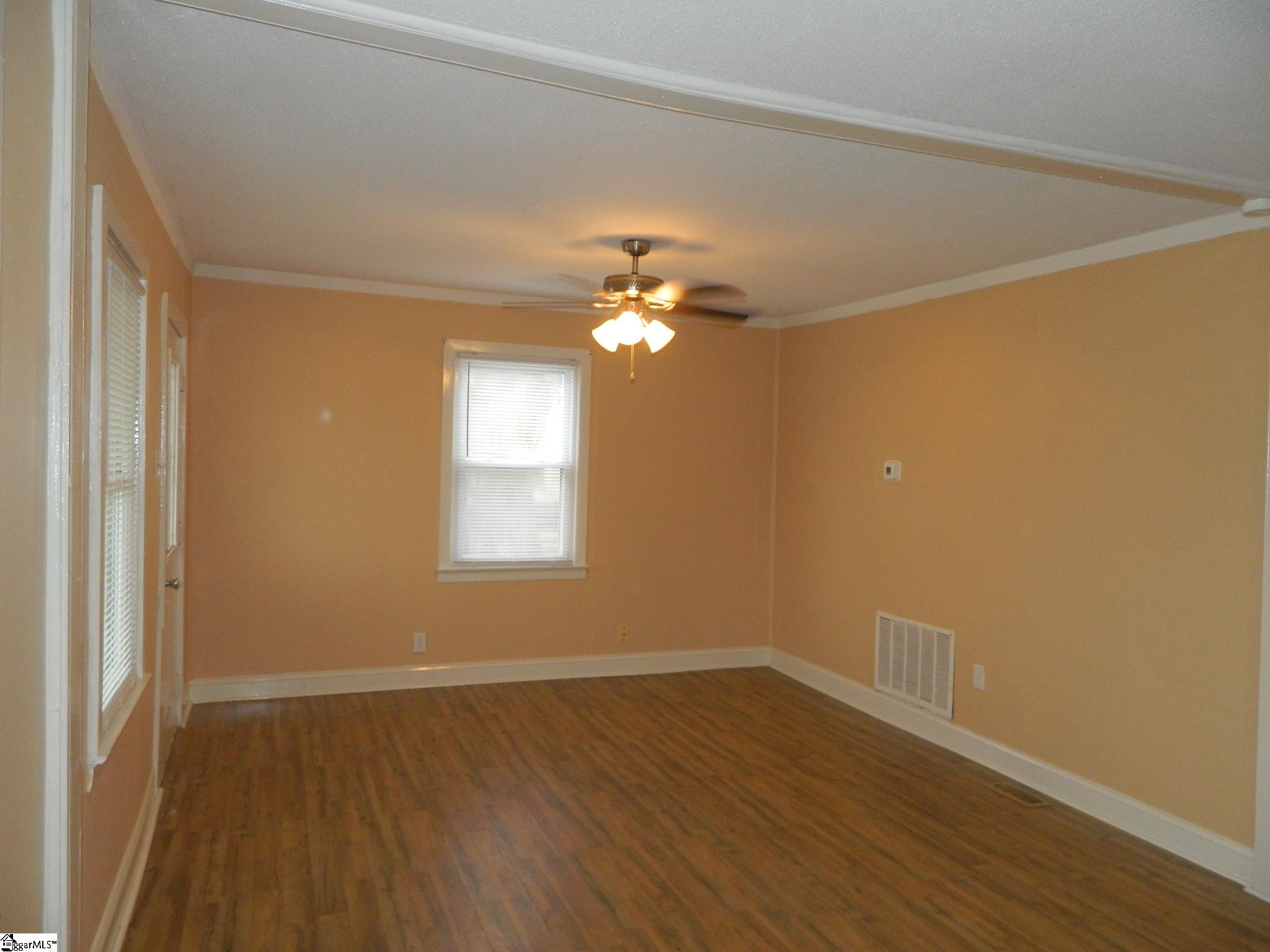 305 Drake Circle Anderson, SC 29624 - Photo 11 of 24 Gallery Image 11
