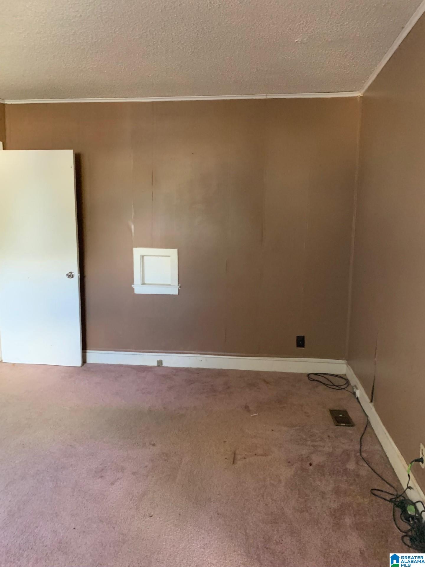 216 21st Street Southwest Birmingham, AL 35211 - Photo 10 of 24