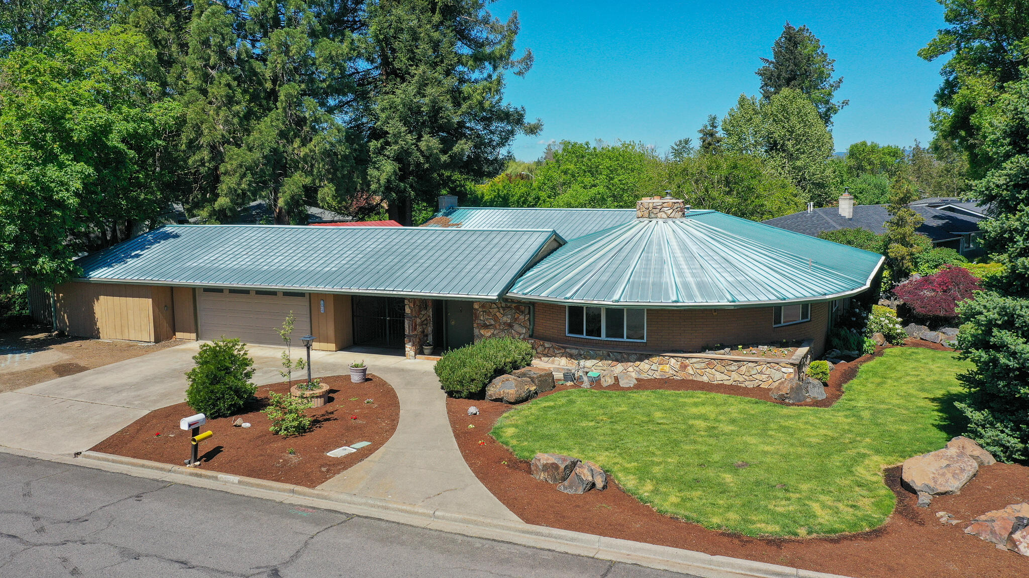 10 Donna Way Central Point, OR 97502 - Photo 47 of 48 DJI_0024