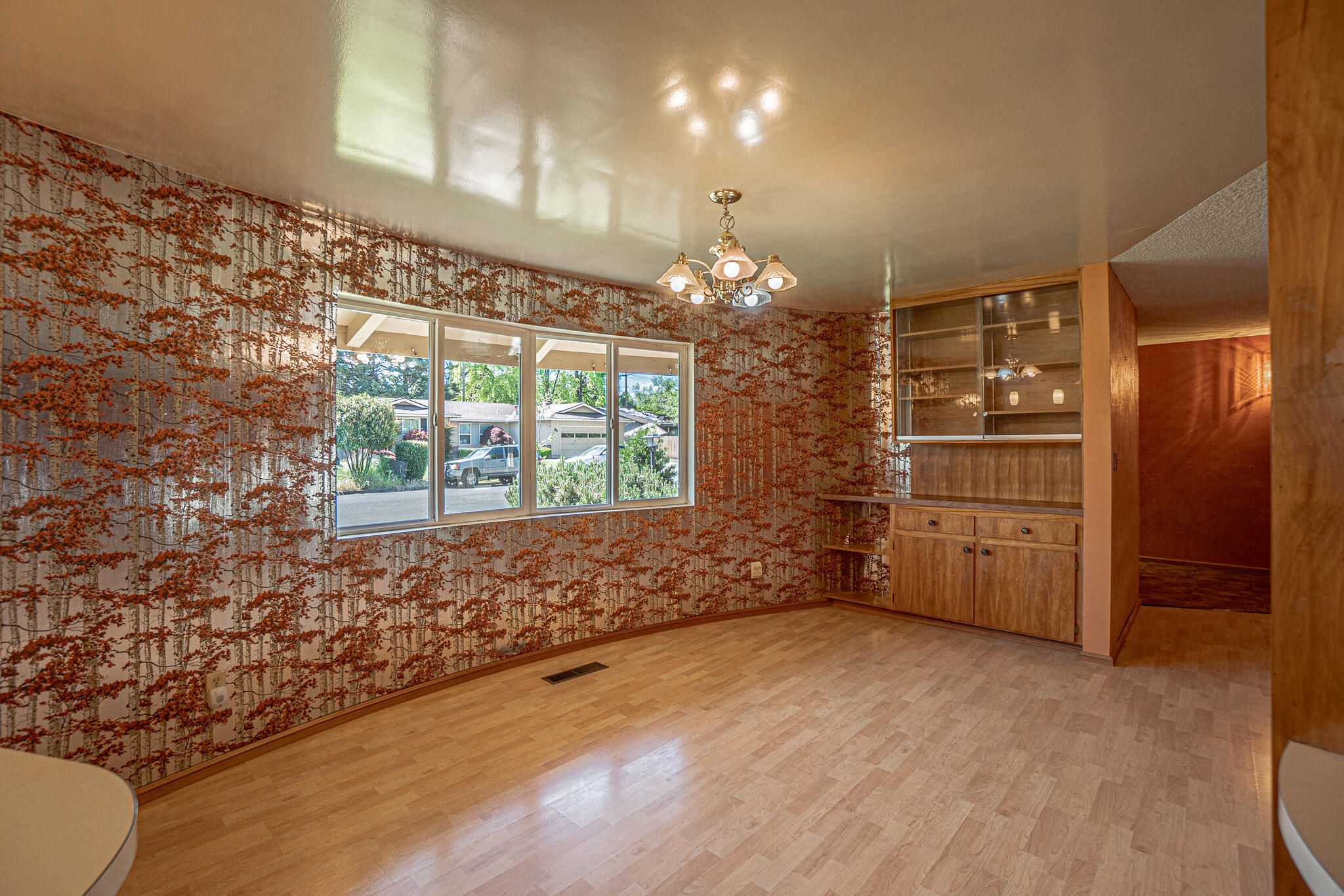 10 Donna Way Central Point, OR 97502 - Photo 10 of 48 DSC05257-HDR