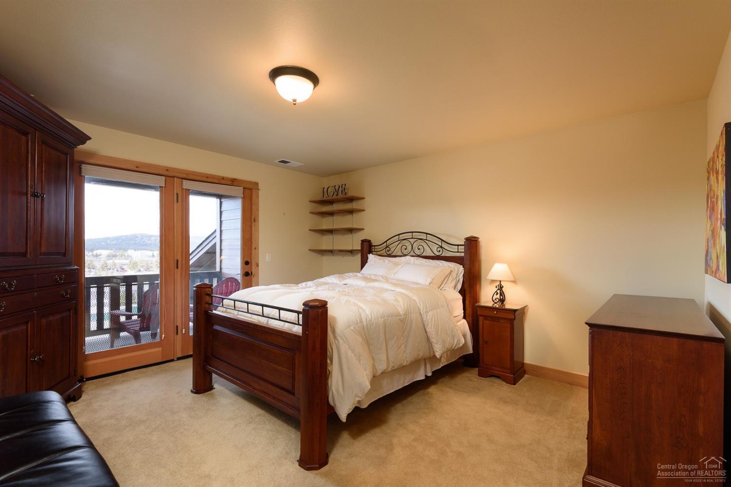867 Southwest Blakely Road Bend, OR 97702 - Photo 13 of 18 Additional Photo