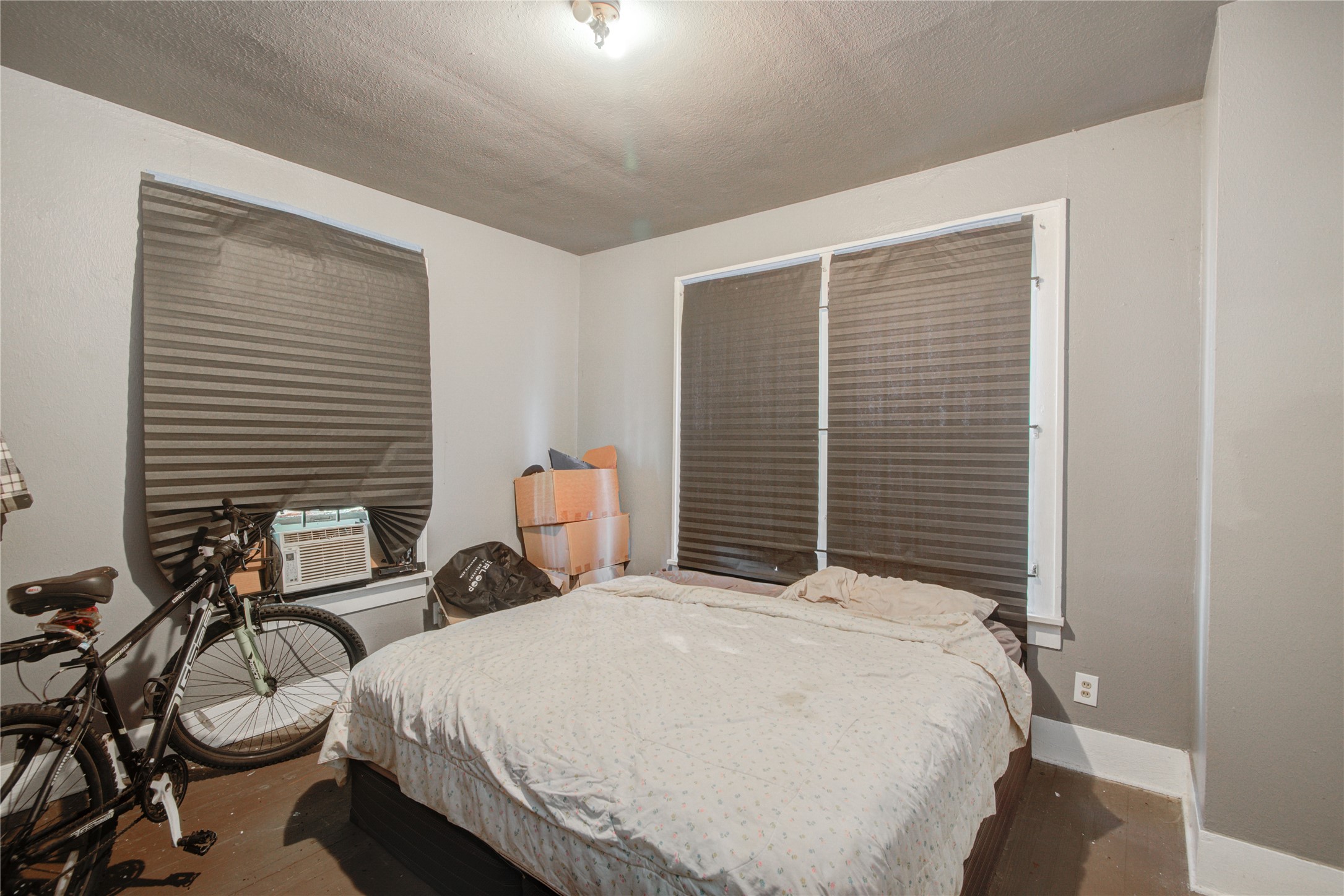 3405 Orange Street Houston, TX 77020 - Photo 11 of 19 2nd Bedroom