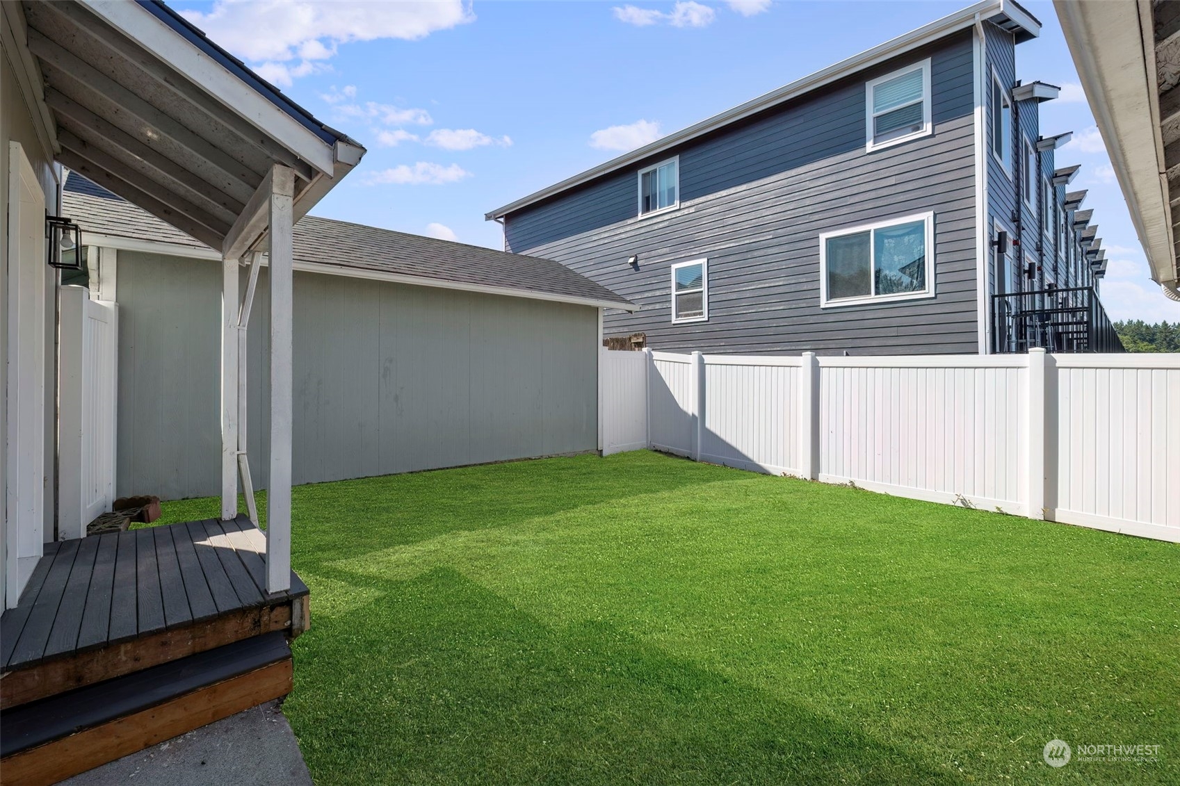 3982 Broadmoor Loop Bremerton, WA 98310 - Photo 36 of 40 a view of backyard of house