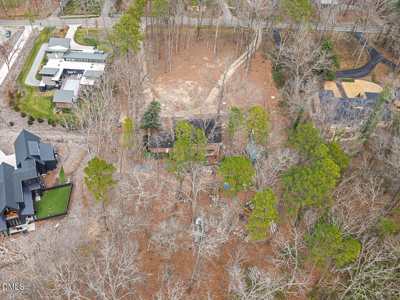 4014 Nottaway Road Durham, NC 27707 - Photo 3 of 15 a view of a garden