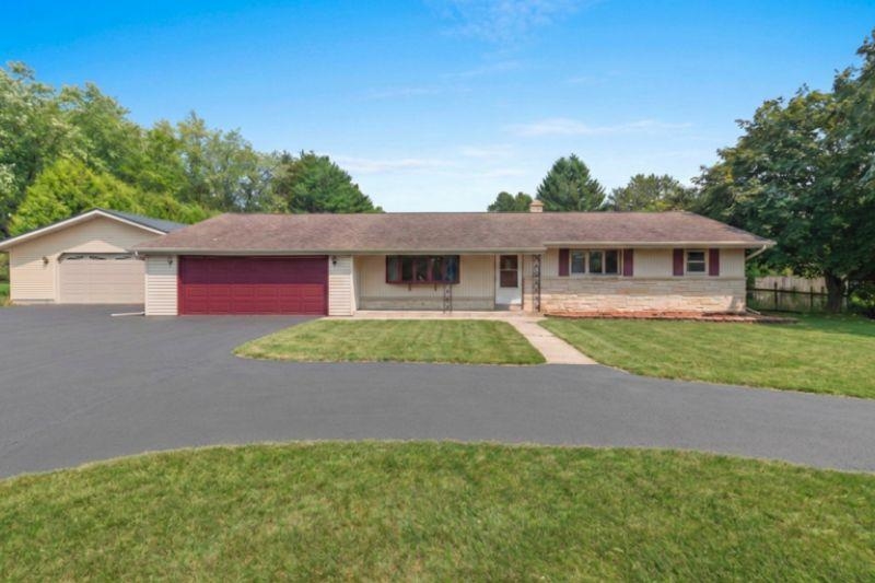 6501 Sunset Drive Two Rivers, WI 54241 - Photo 1 of 55 Gallery Image 1