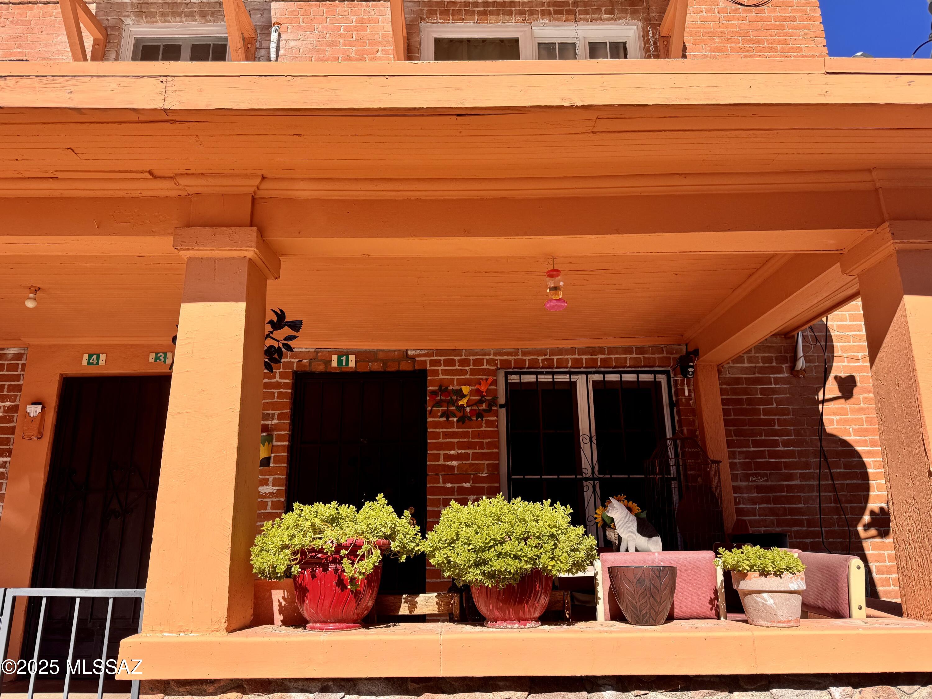 472 West Walnut Street Nogales, AZ 85621 - Photo 5 of 47