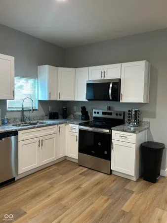 $1,800 | 117 North Arsenal Avenue, Indianapolis, IN 46201