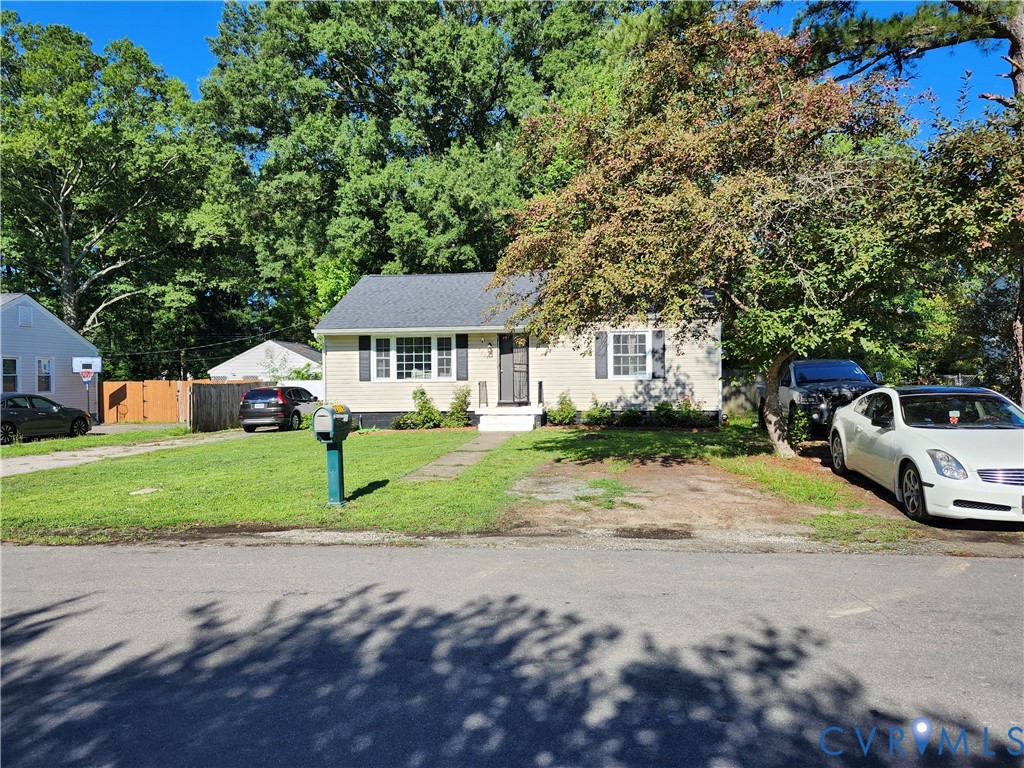 2718 Stacie Road Richmond, VA 23224 - Photo 3 of 50
