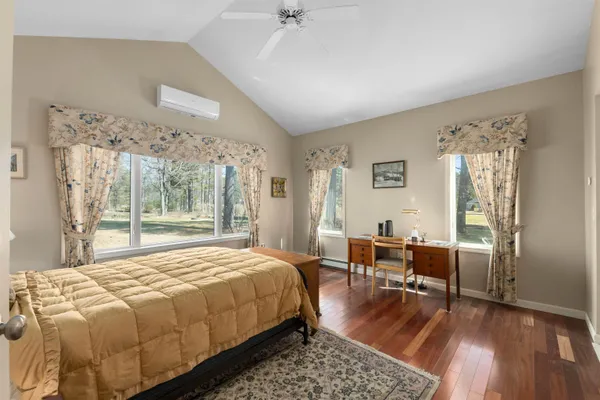 $925,000 | 18 Falcon Way, Hale's Location, NH 03860