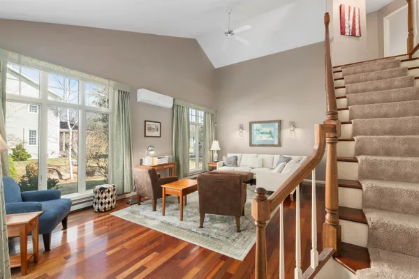 $925,000 | 18 Falcon Way, Hale's Location, NH 03860