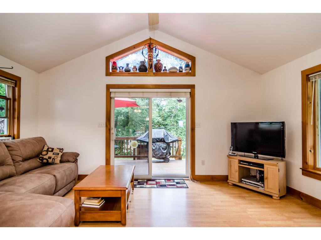 25 Riverside Drive Hudson, NH 03051 - Photo 21 of 36