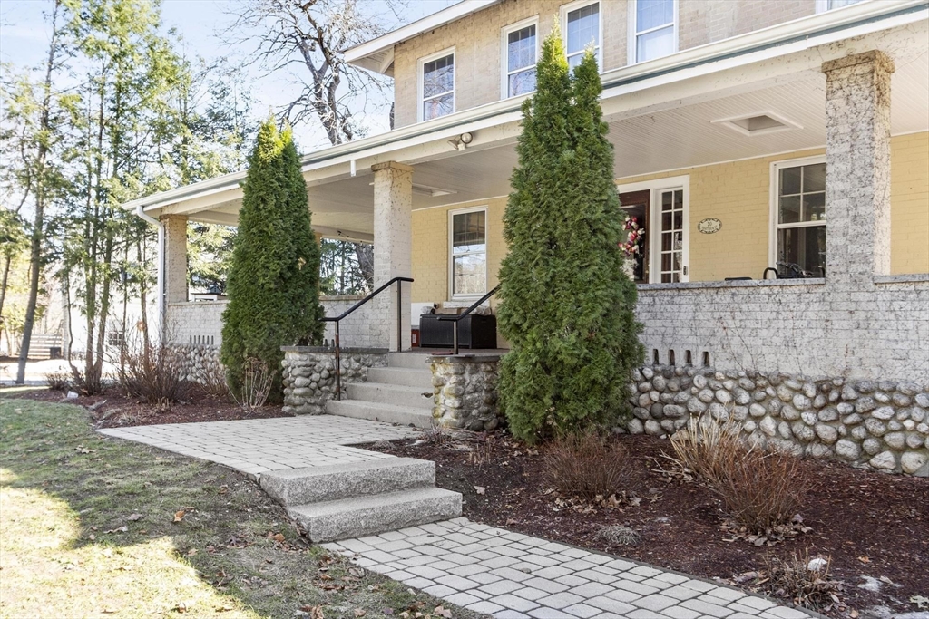 20 Shattuck Street Littleton, MA 01460 - Photo 3 of 41 a view of a house with a yard